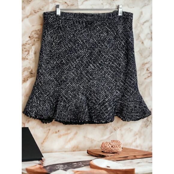 NWT - Theory Blue Multi Autumn Tweed Diag Zip Skirt Size: 10 - Picture 7 of 8